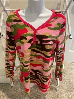 Pj Couture Pink & Green Camo Fleece Henley Long Sleeve Top M